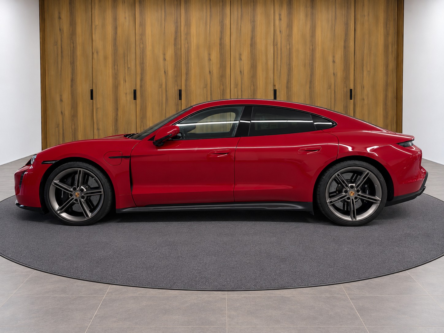 PORSCHE Taycan Turbo S mit Vollausstattung-image-1