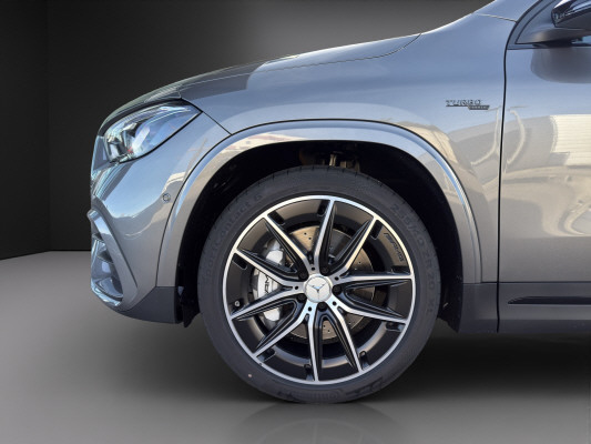 MERCEDES-BENZ GLA AMG 35 4Matic 8G-DCT-image-5