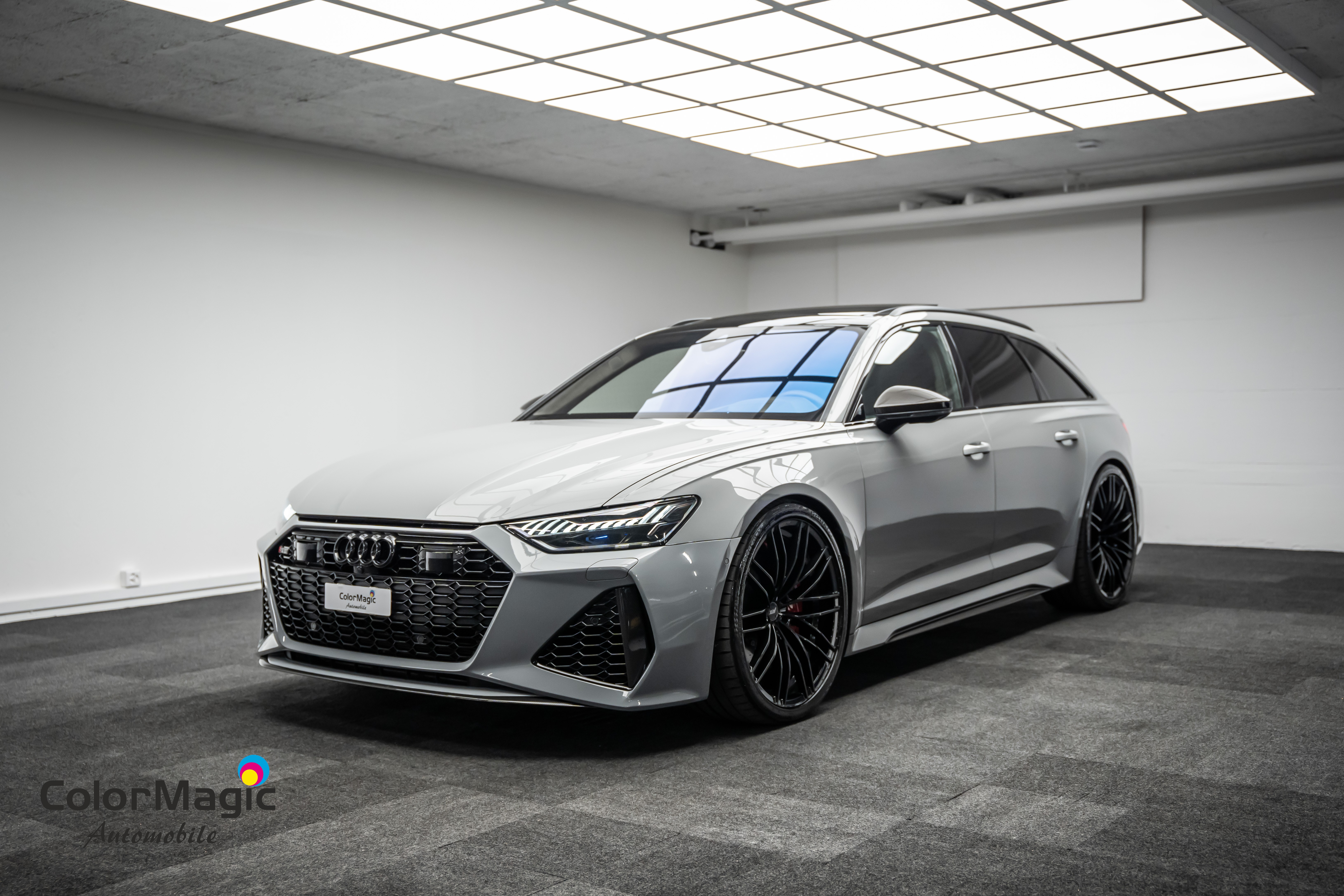 Car photo