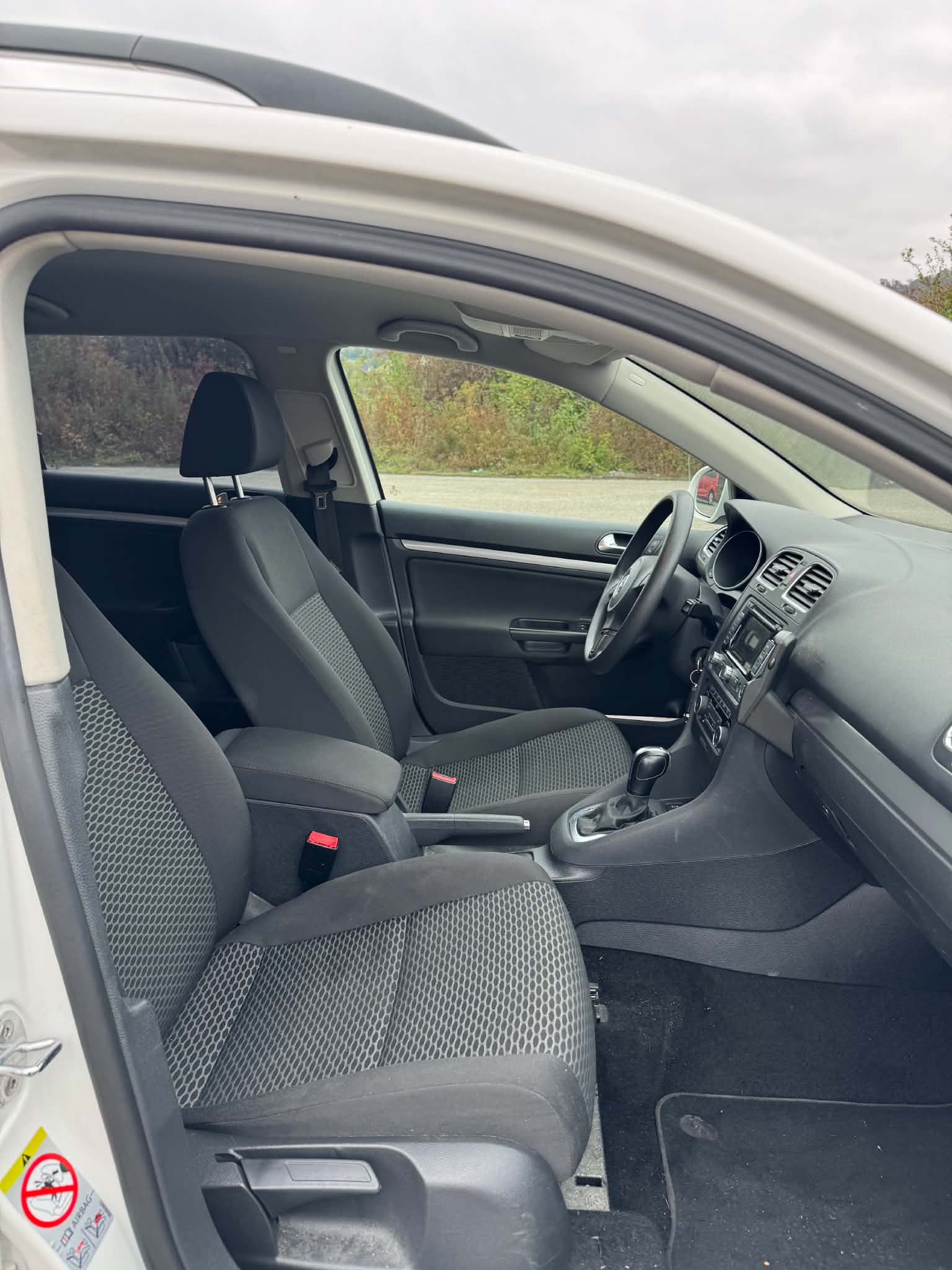 VW Golf Variant 1.4 TSI Comfortline DSG-image-3