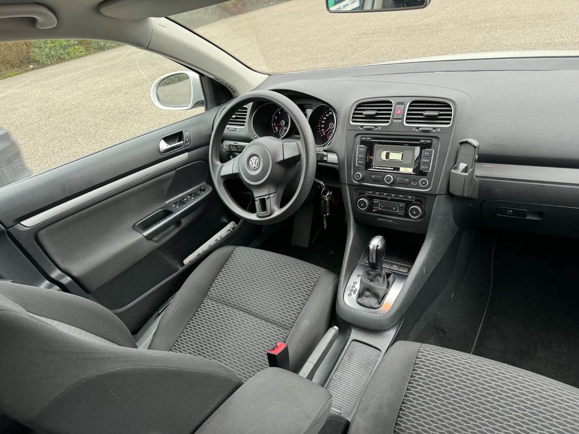 VW Golf Variant 1.4 TSI Comfortline DSG-image-2