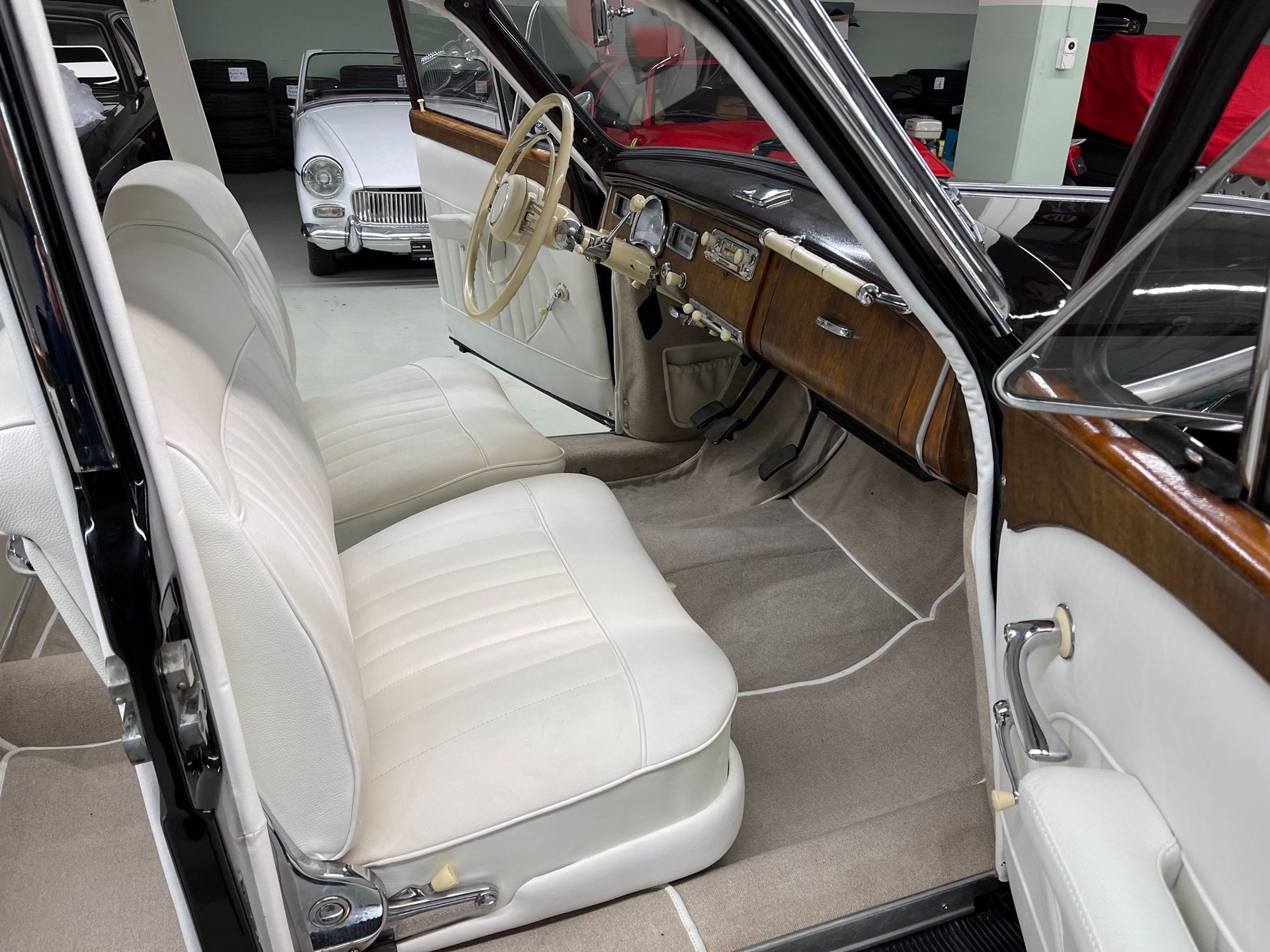 BMW 502 3.2 V8 Barockengel mit Veteran Eintrag-image-11