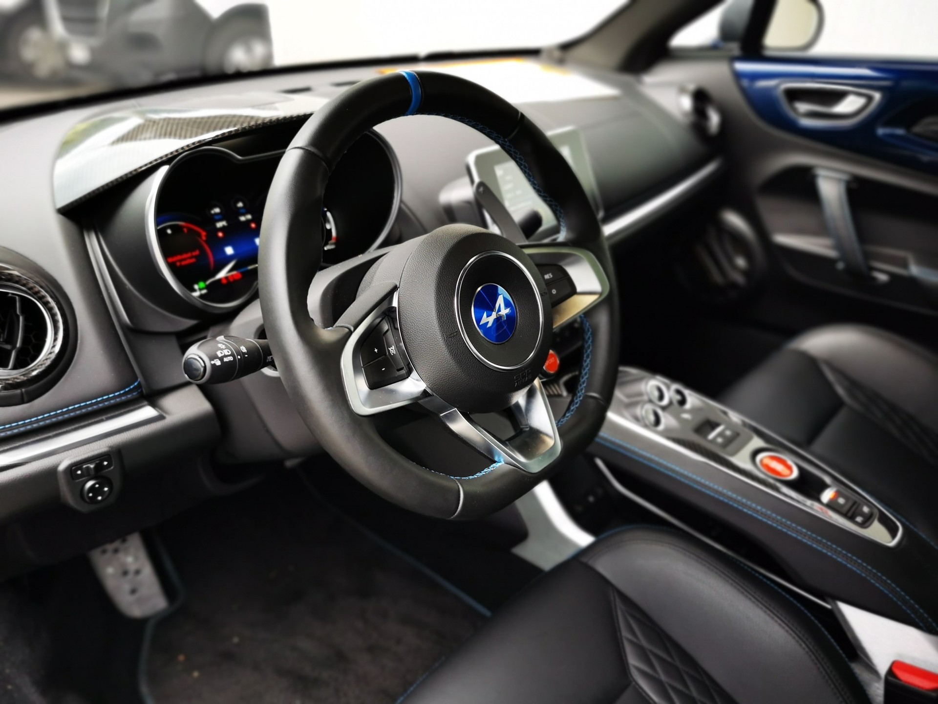 ALPINE A110 1.8 Turbo Légende-image-4