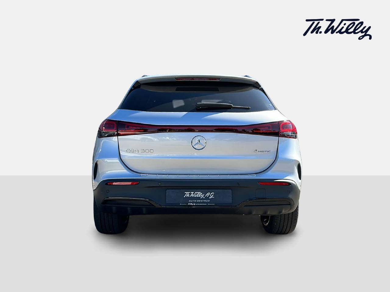 MERCEDES-BENZ EQA 300 AMG Line 4m-image-3