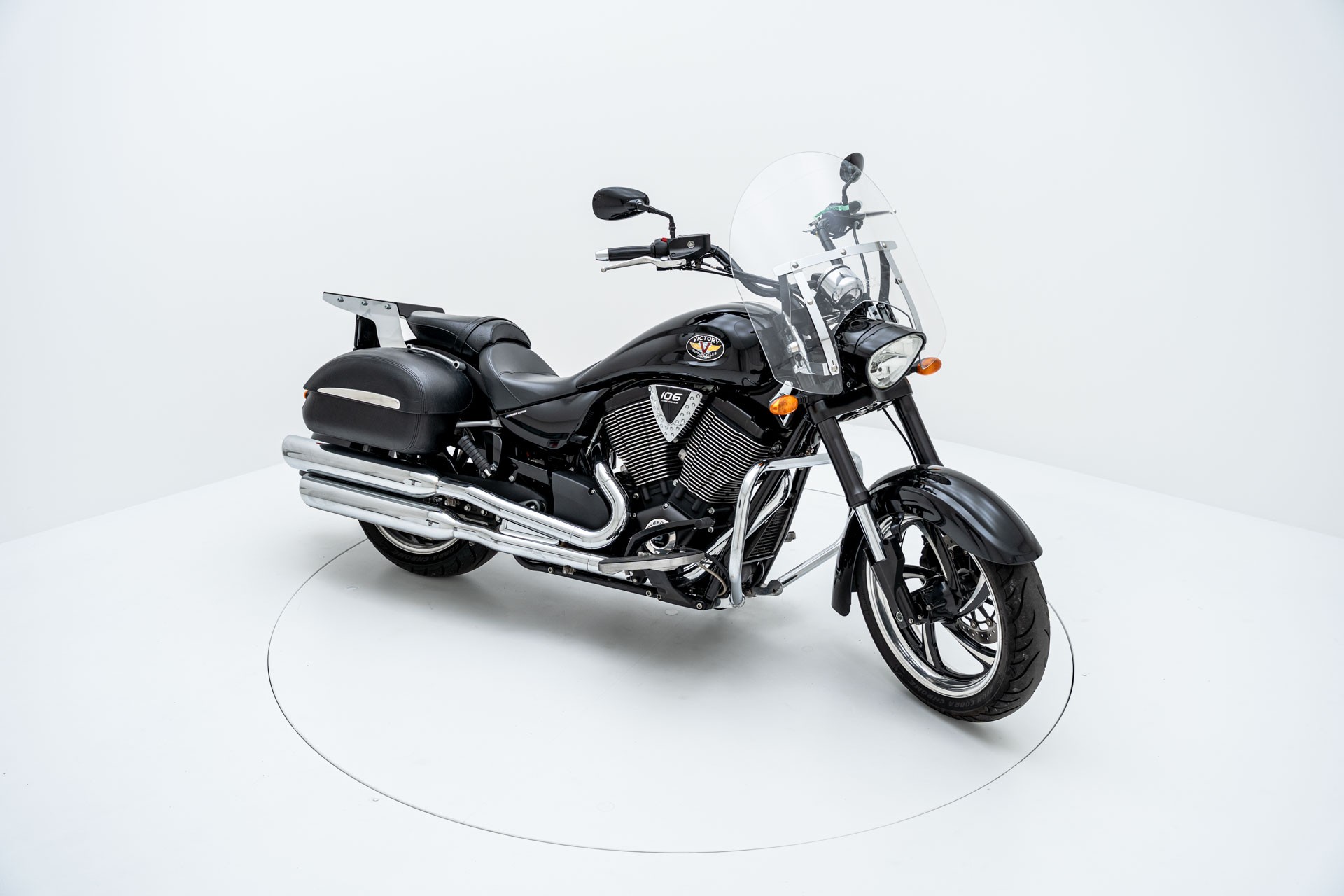 VICTORY Kingpin 8-Ball-showroom-element-1