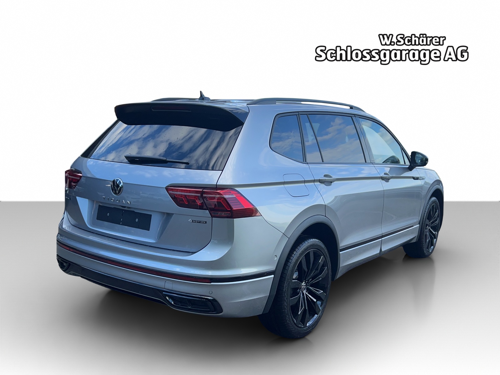 VW Tiguan Allspace 2.0TSI R-Line 4Motion DSG-image-4