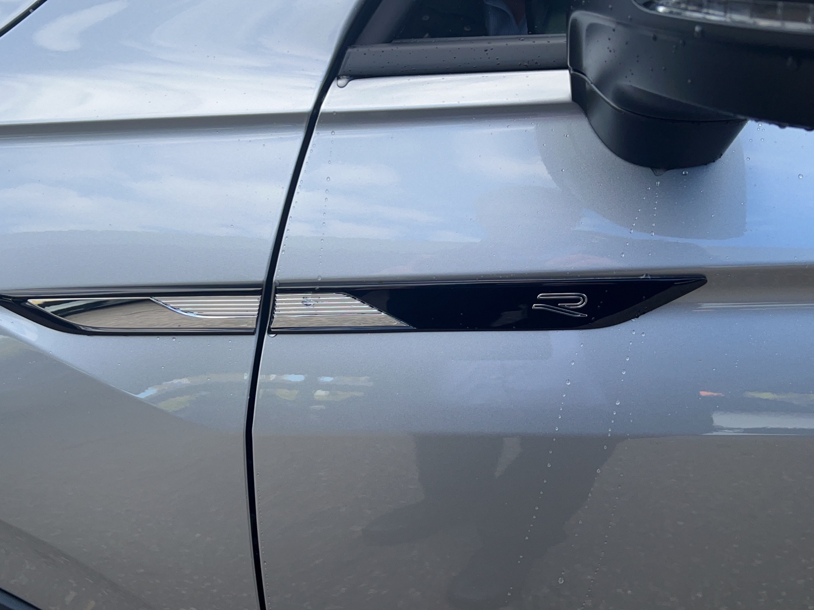 VW Tiguan Allspace 2.0TSI R-Line 4Motion DSG-image-16