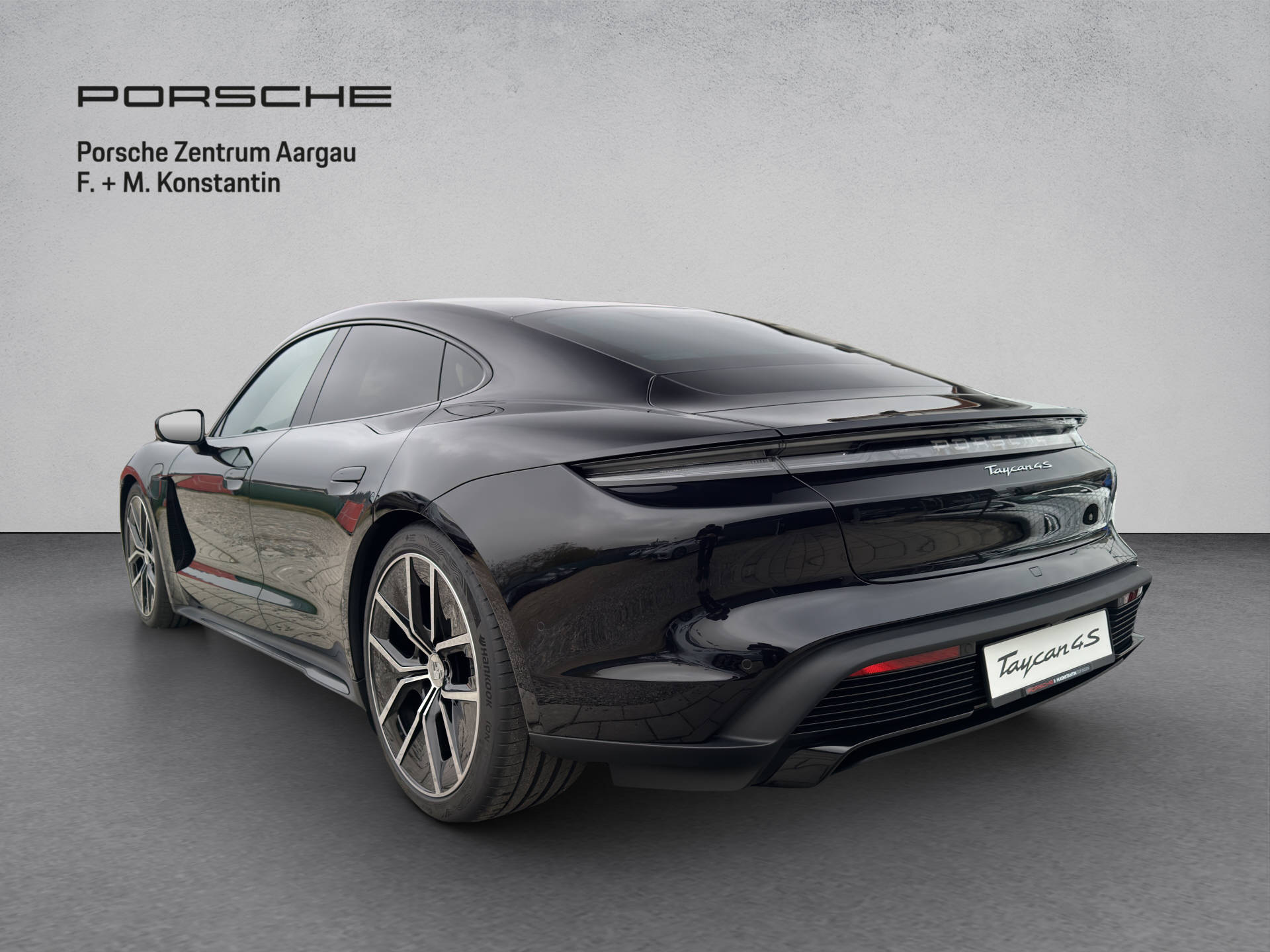 PORSCHE Taycan 4S mit Performance Batterie Plus-image-3