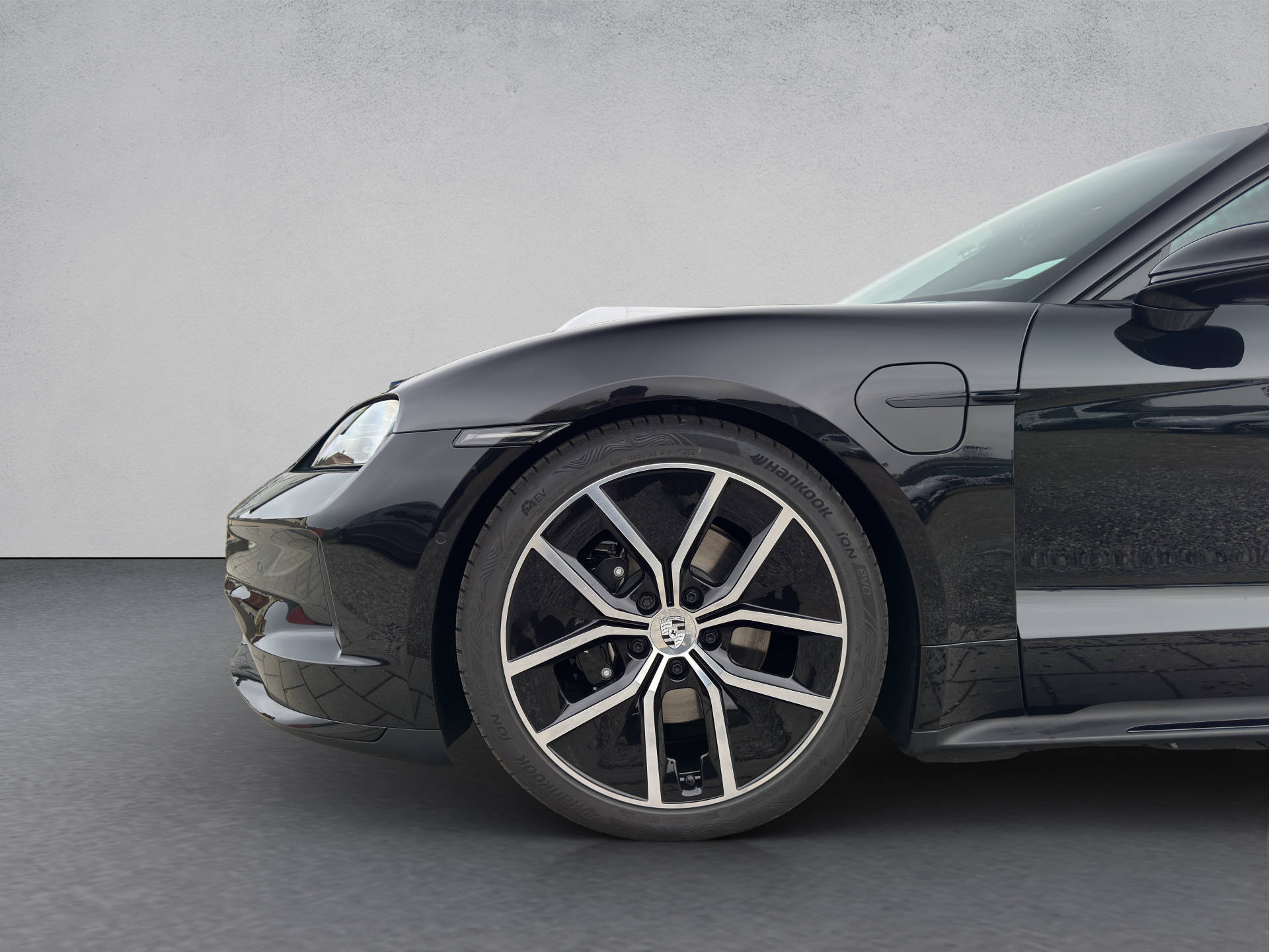 PORSCHE Taycan 4S mit Performance Batterie Plus-image-14