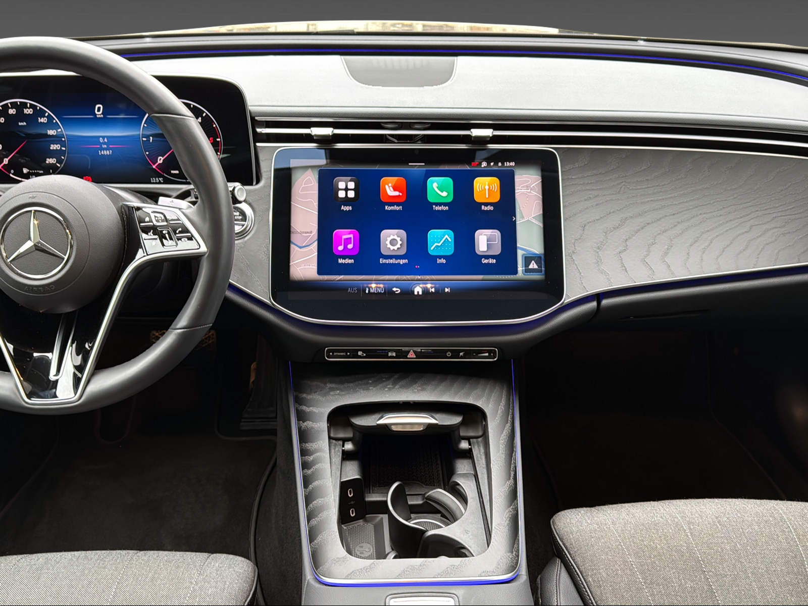 MERCEDES-BENZ E 220 d T 4M 9G-Tronic-image-9