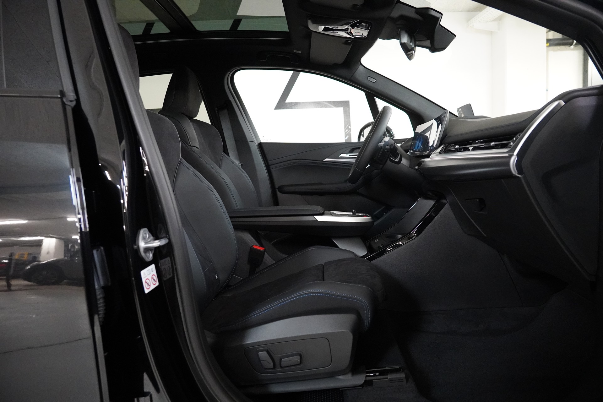 BMW 223i Active Tourer xDrive M Sport DKG-image-13