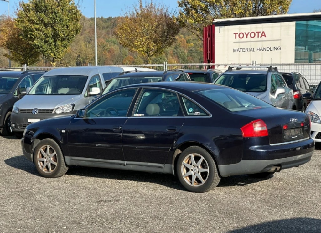 AUDI A6 2.4-image-5