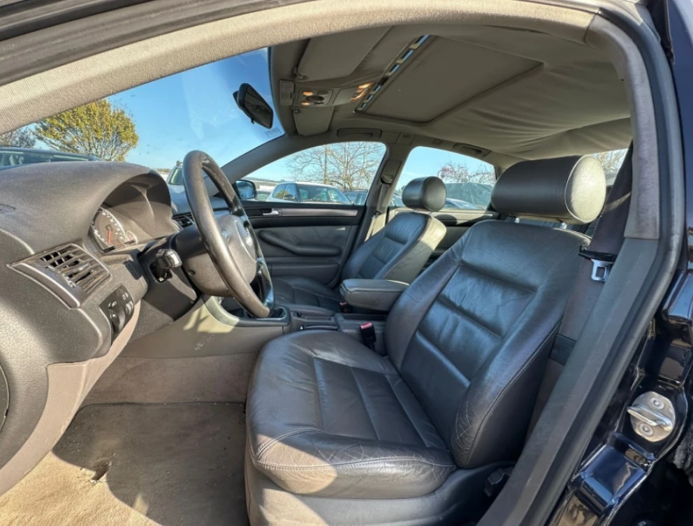 AUDI A6 2.4-image-7