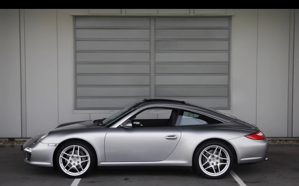 PORSCHE 911 Targa 4-image-8
