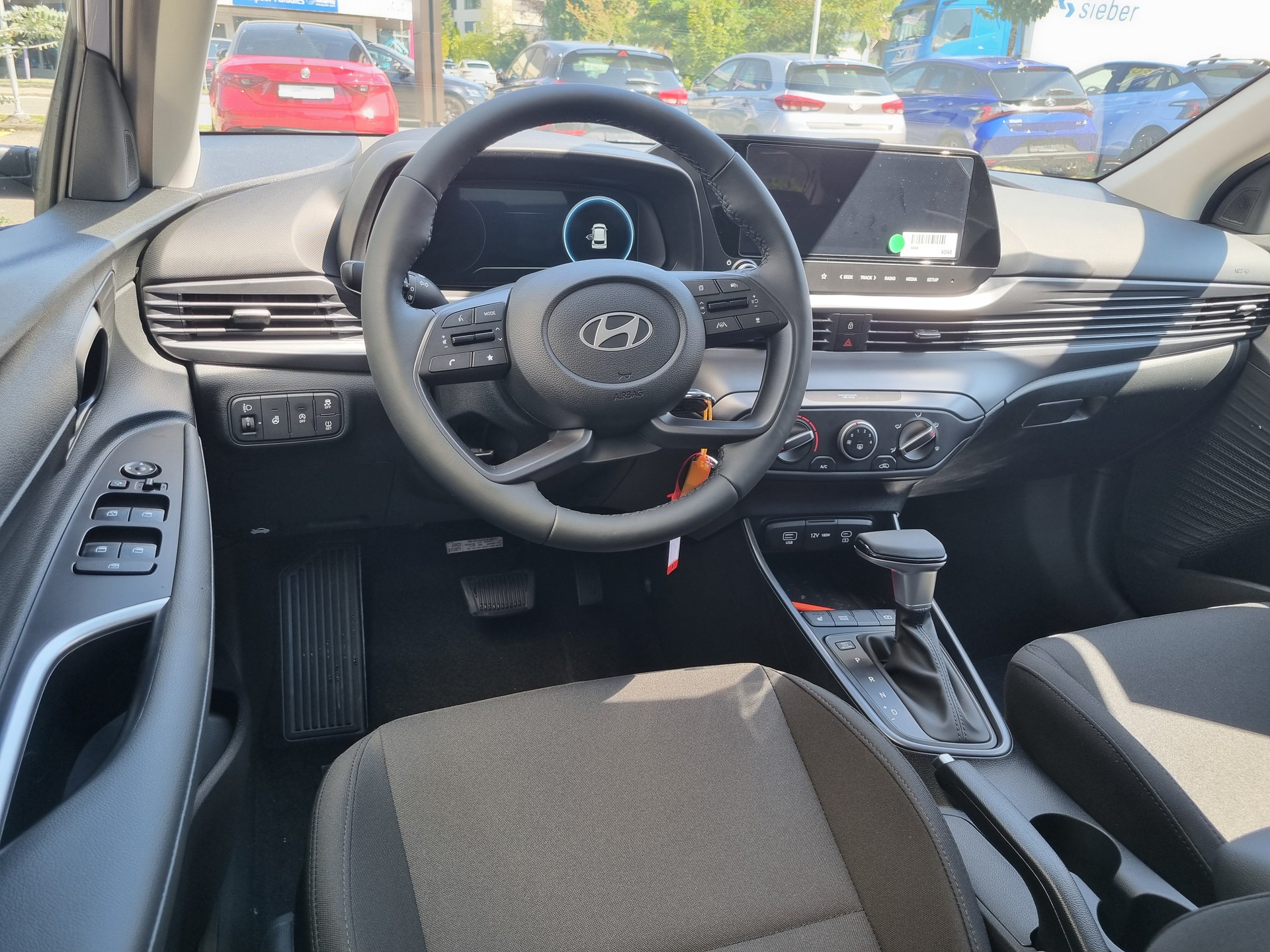 HYUNDAI i20 1.0 T-GDi Amplia DCT-image-7