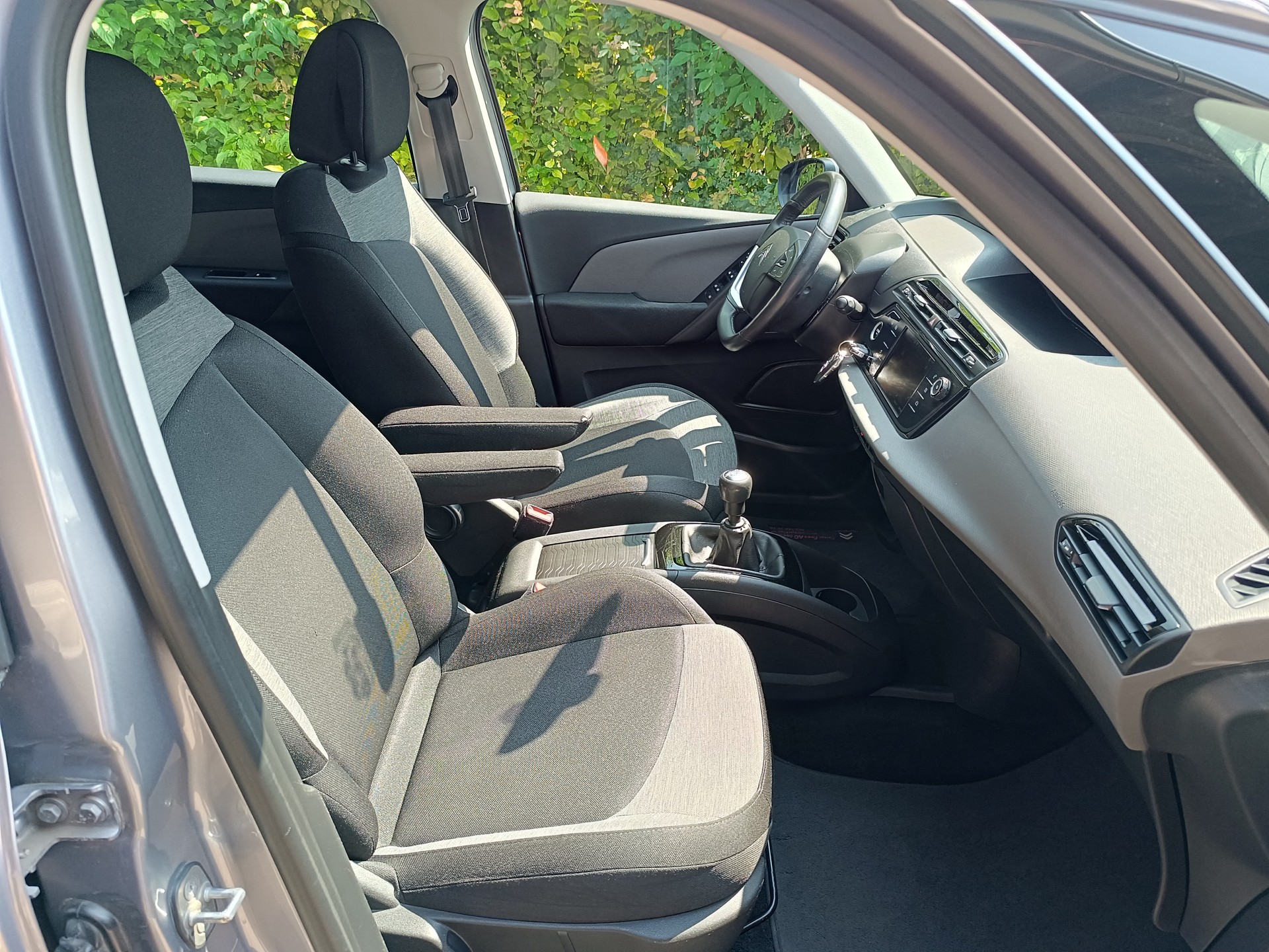 CITROEN C4 Picasso 1.2 Pure Tech Live-image-11