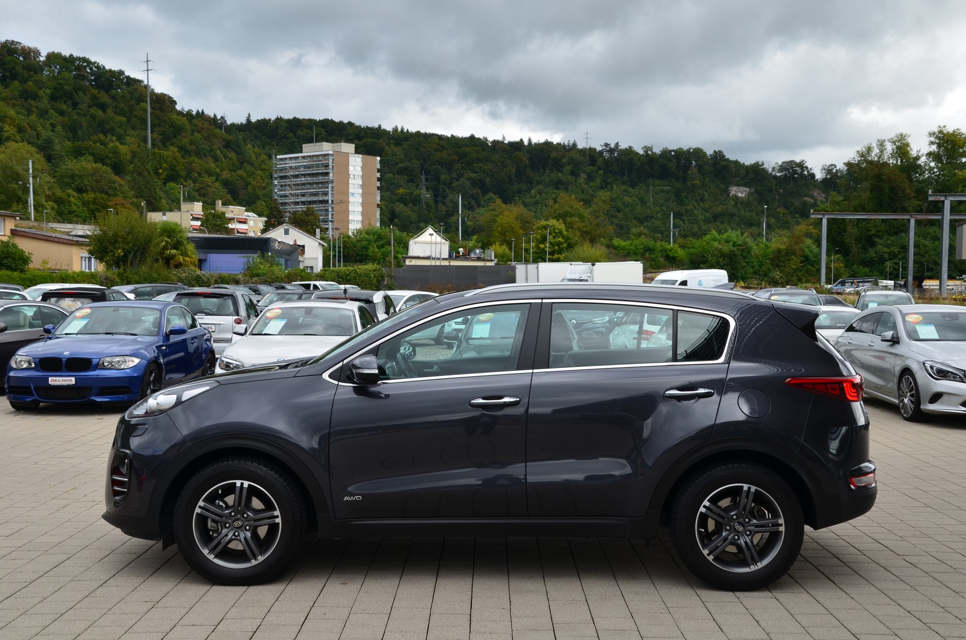 KIA Sportage 2.0CRDi Style GT Line 4WD Automat*Frisch ab MFK,1 Jahr oder 20'000km Garantie*-image-7