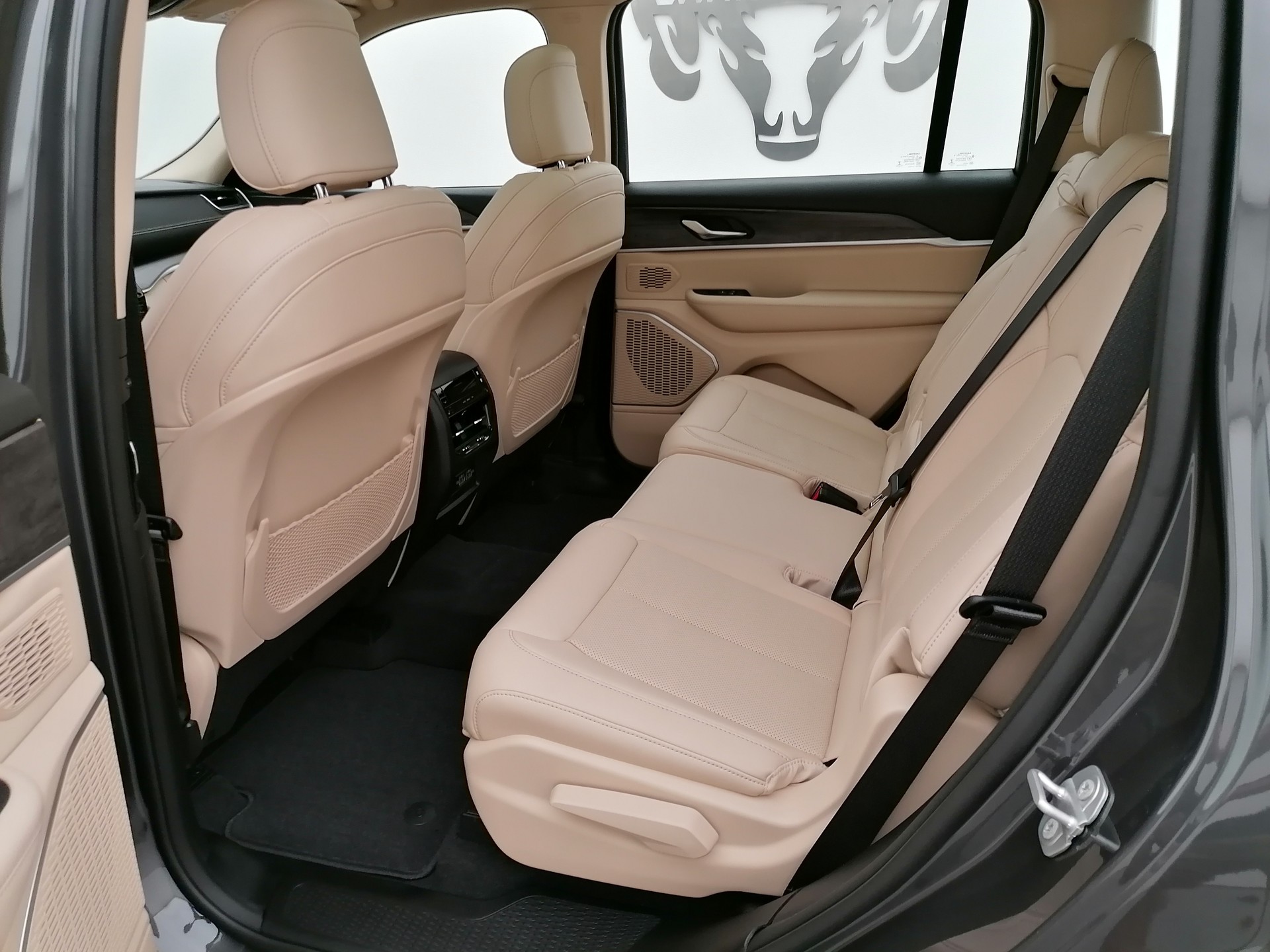 JEEP Grand Cherokee Limited L 3.6 AWD-image-11