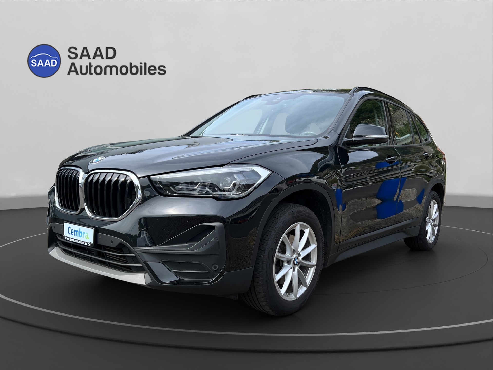 BMW X1 xDrive 18d xLine Steptronic-image-1