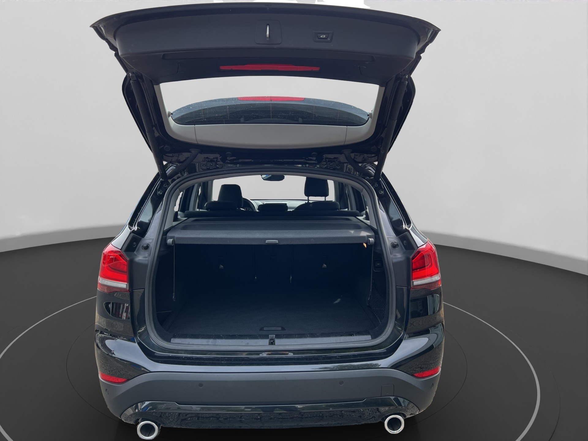 BMW X1 xDrive 18d xLine Steptronic-image-9