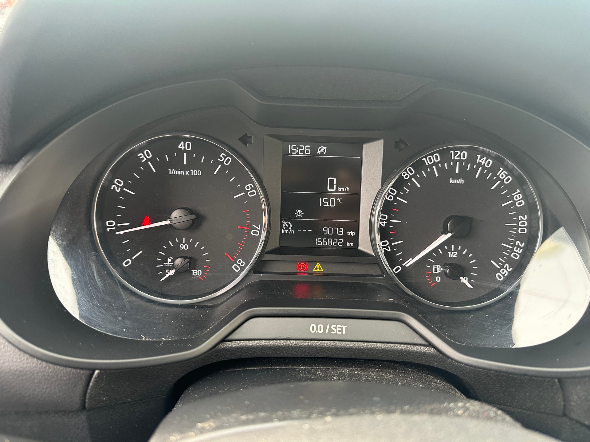 SKODA Octavia Combi 1.4 TSI Ambition-image-11