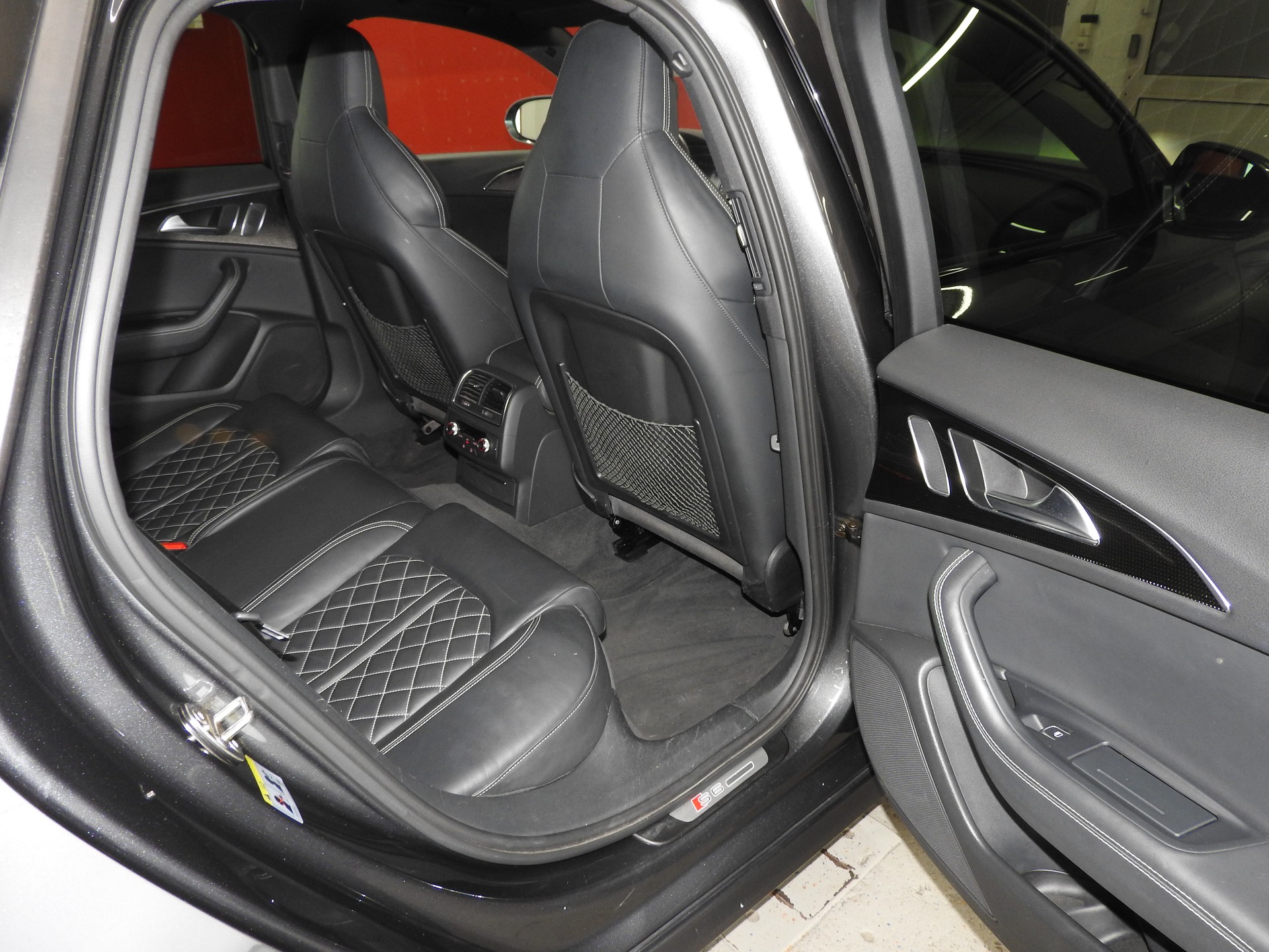 AUDI S6 Avant 4.0 TFSI V8 quattro S-tronic CH FZ frisch MFK aus 1 Hand, 8 F. berädert, Servicgepflegt 12 Mon. oder 20000km Garantie-image-13