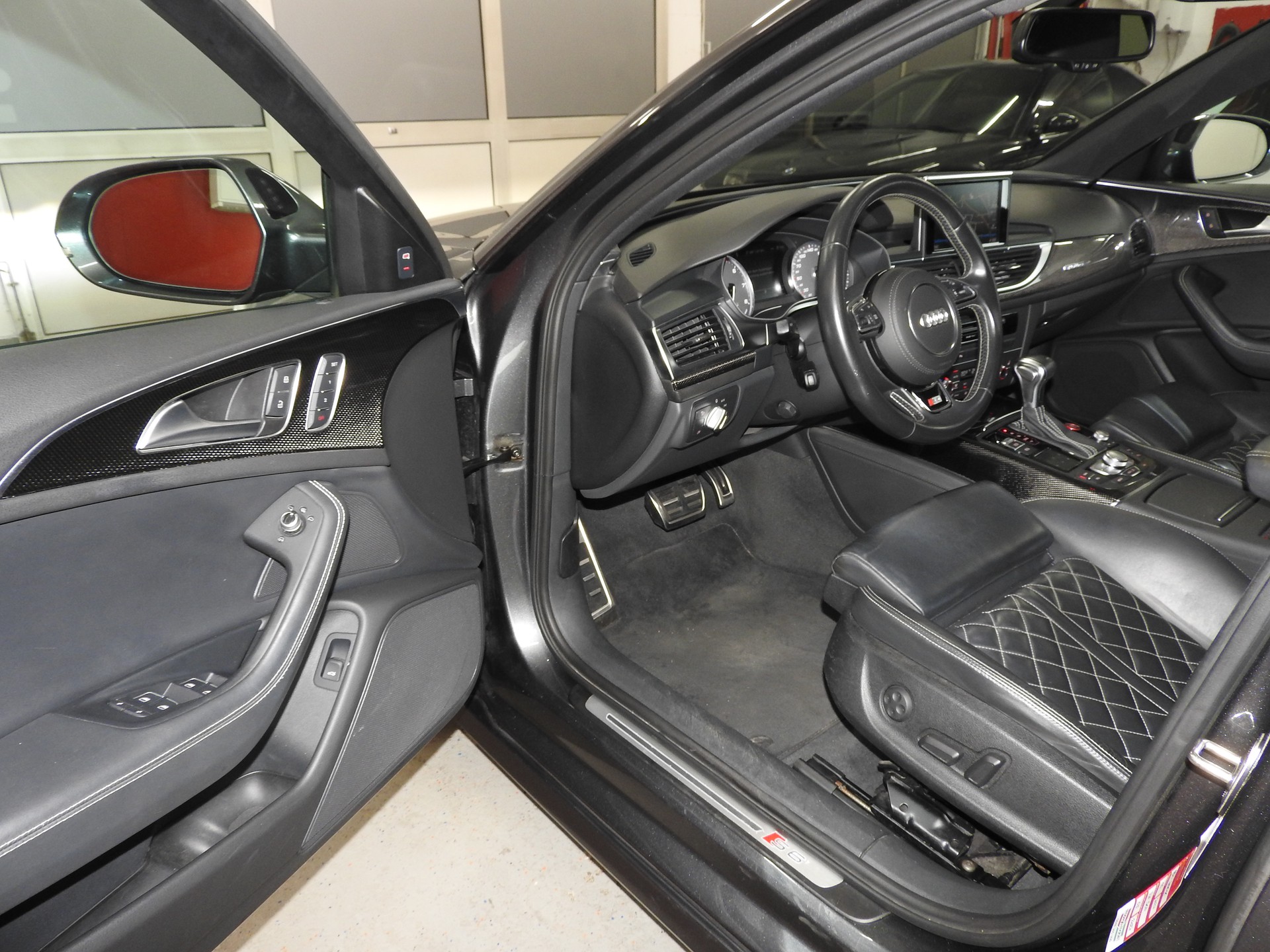 AUDI S6 Avant 4.0 TFSI V8 quattro S-tronic CH FZ frisch MFK aus 1 Hand, 8 F. berädert, Servicgepflegt 12 Mon. oder 20000km Garantie-image-7