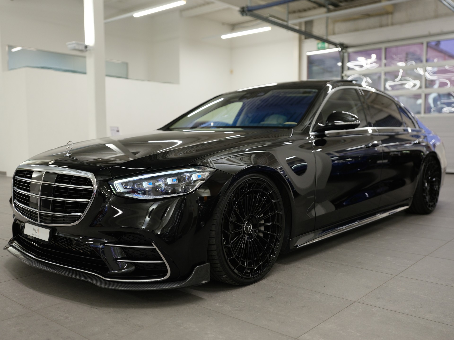 MERCEDES-BENZ S 580 L 4Matic AMG Line 9G-Tronic *Junge Sterne Garantie* *Brabus Optik* *22 Zoll* *Hinterachslenkung*-showroom-element-3