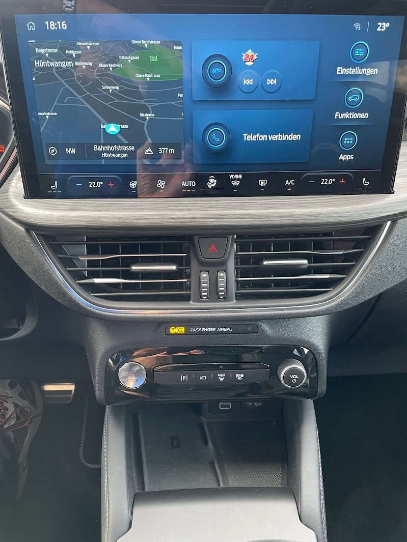 FORD Kuga 2.5 Plug-in Hybrid Active X-image-7