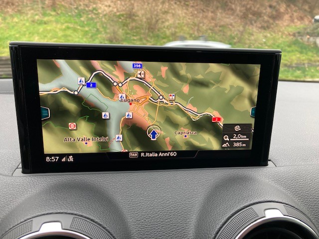 AUDI Q2 35 TDI quattro Sport Attraction S-tronic-image-13