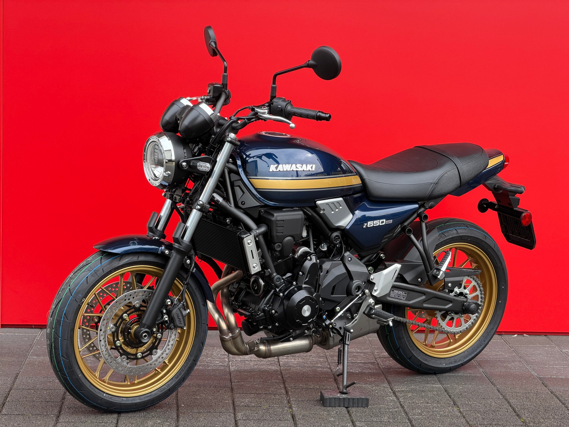 KAWASAKI Z 650 RS (35kW)-showroom-element-2