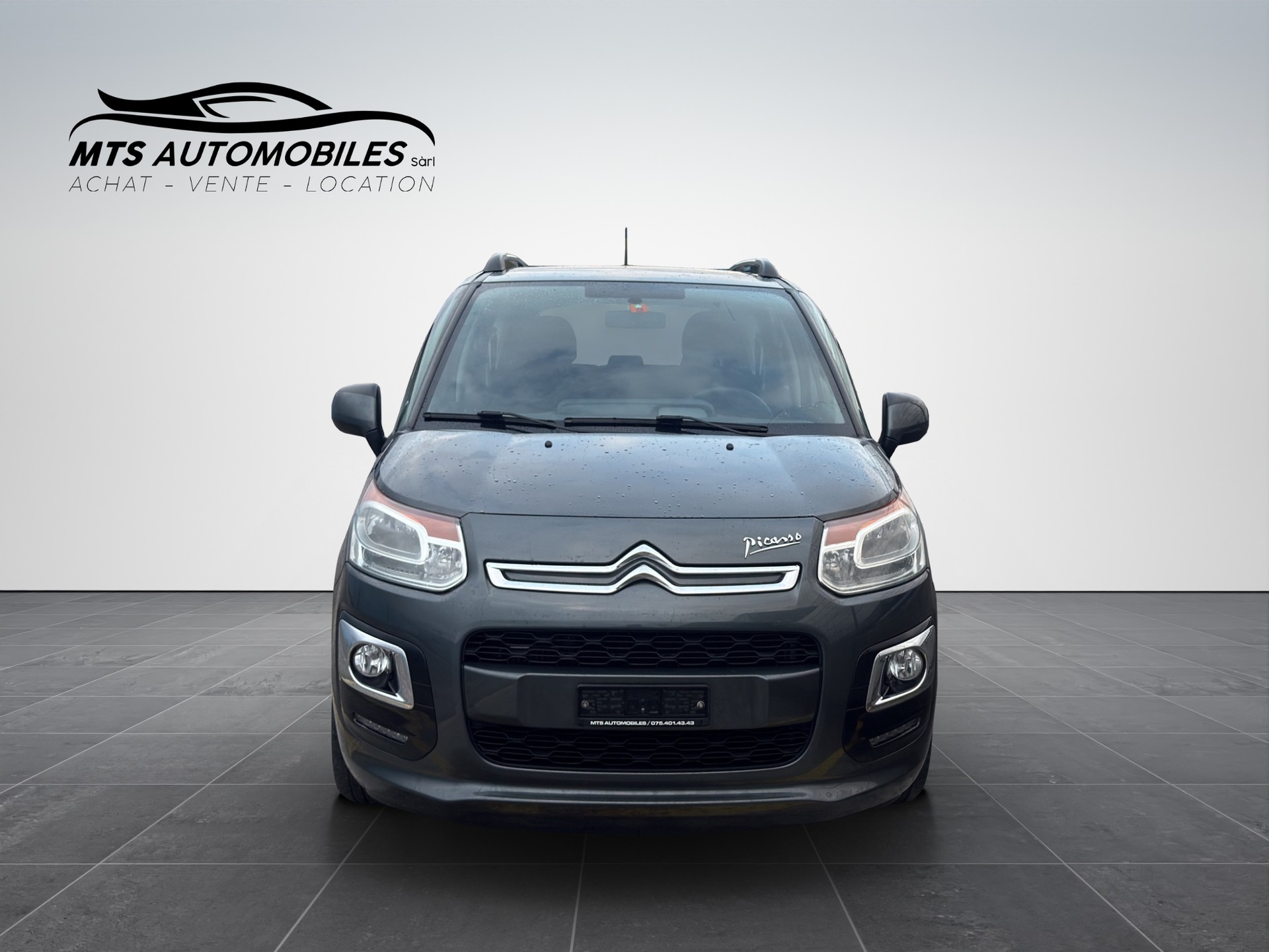 CITROEN C3 Picasso 1.2-image-1