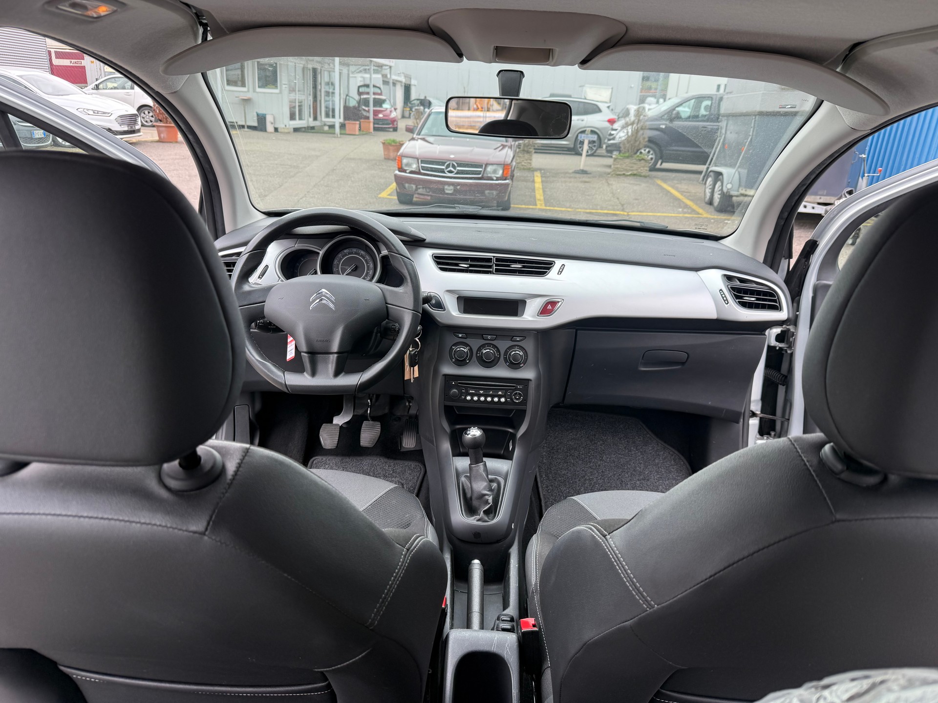 CITROEN C3 1.6 16V HDi Exclusive-image-4