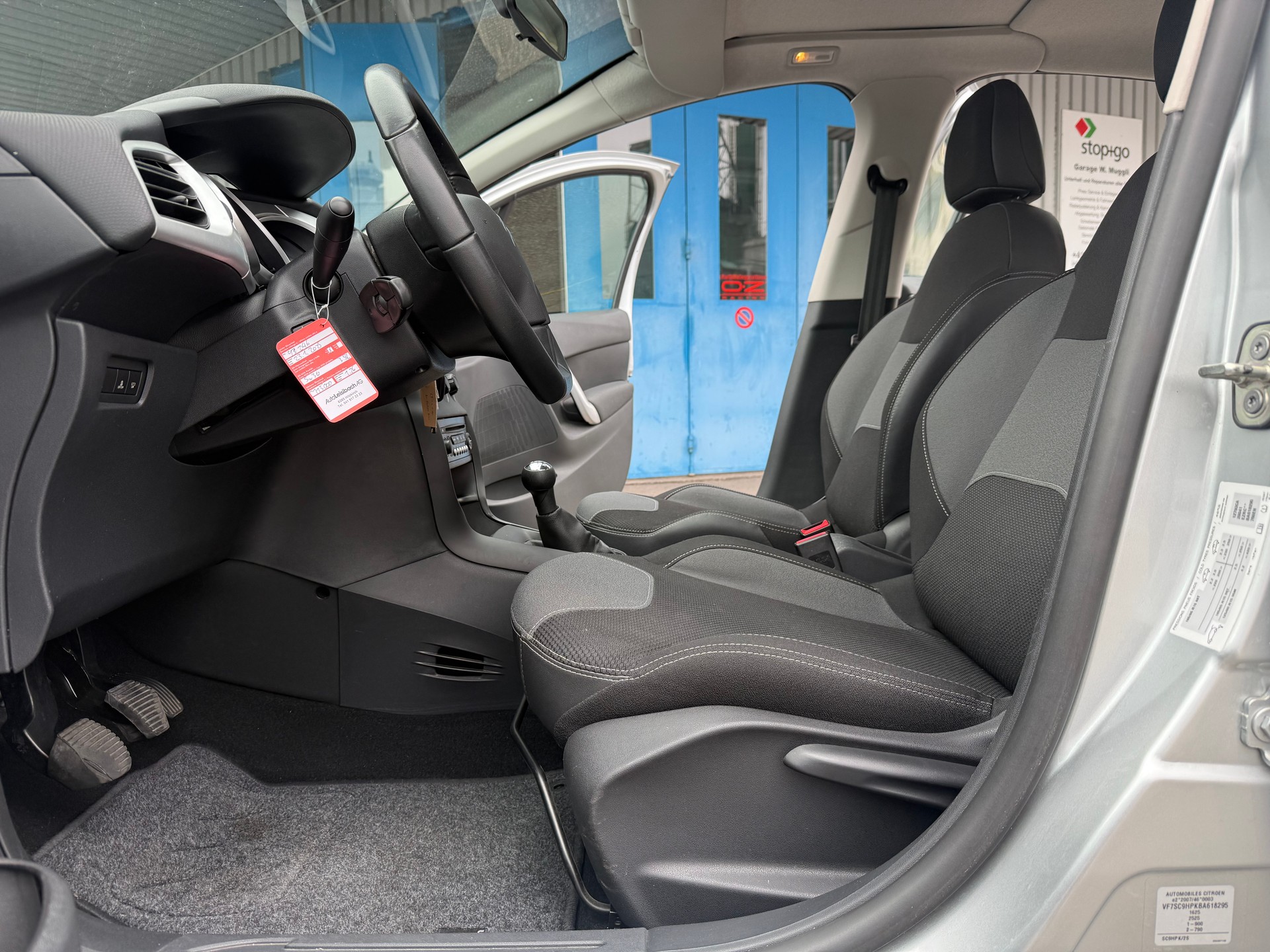 CITROEN C3 1.6 16V HDi Exclusive-image-5