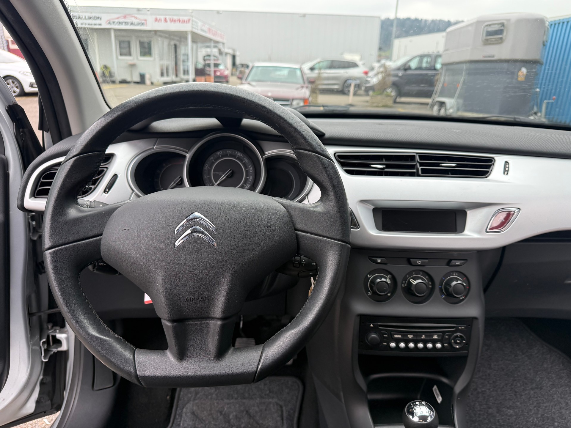 CITROEN C3 1.6 16V HDi Exclusive-image-2