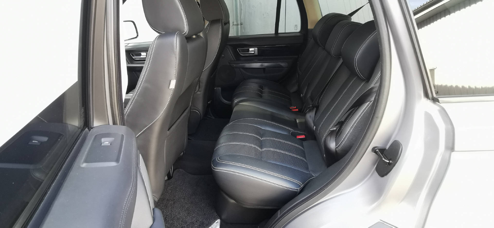 LAND ROVER Range Rover Sport 3.0 SDV6 HSE-image-10