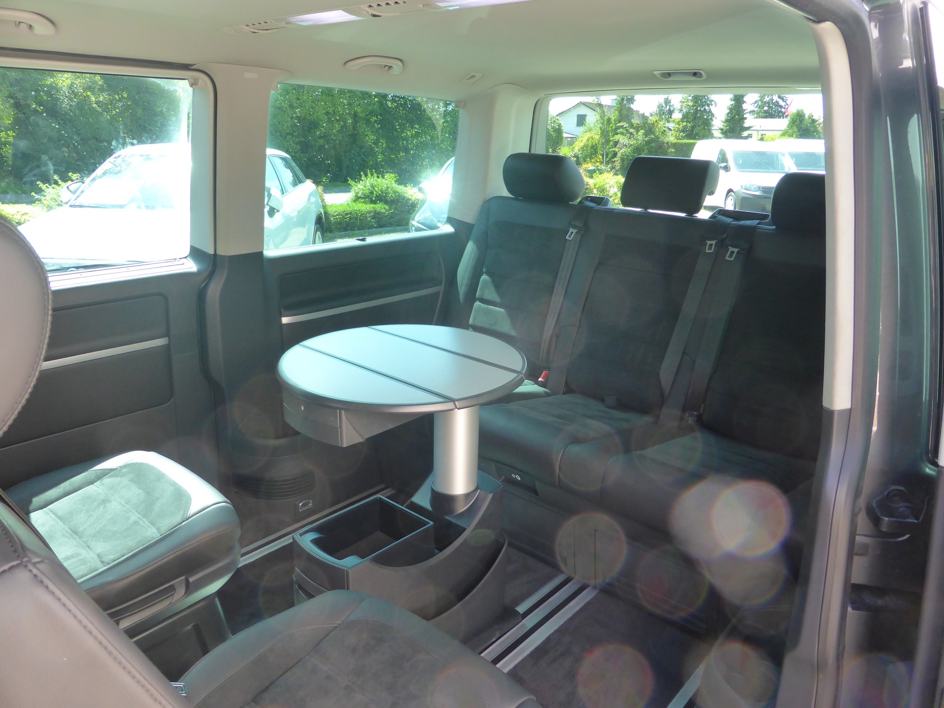 VW T6.1 Multivan 2.0 Bi-TDI Highline Liberty DSG-image-12