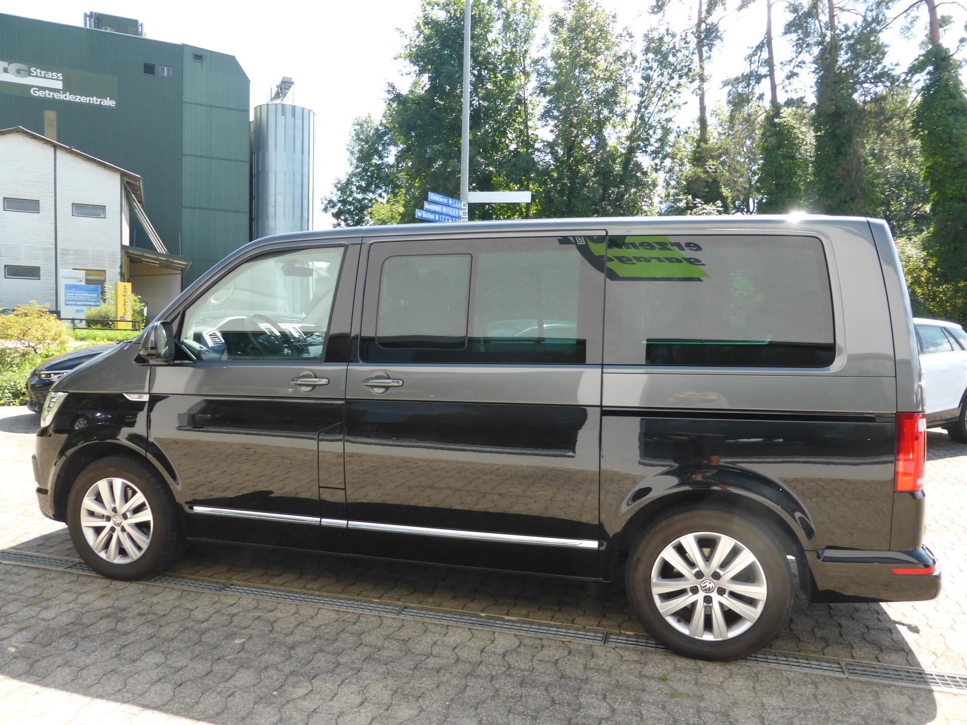 VW T6.1 Multivan 2.0 Bi-TDI Highline Liberty DSG-image-5