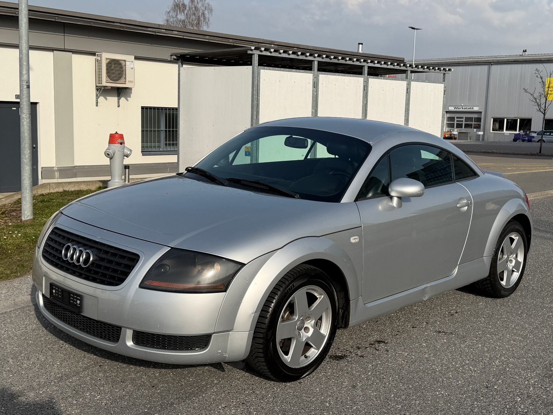 AUDI TT Coupé 1.8 T-showroom-element-1