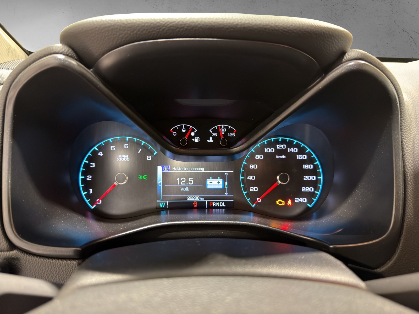 CHEVROLET ZR2-image-14