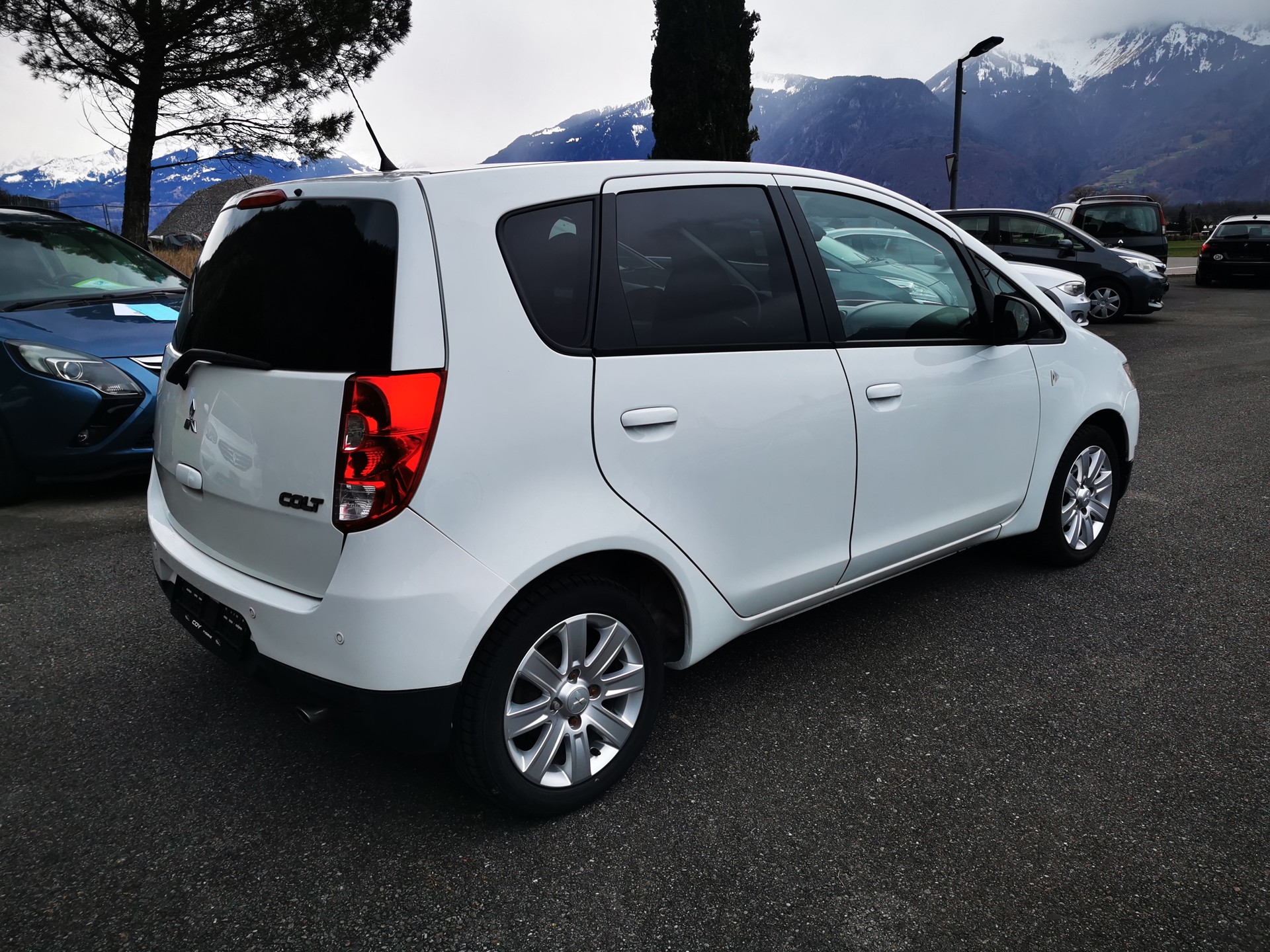 MITSUBISHI Colt 1.3 16V Jubilé (35) Allshift-image-8