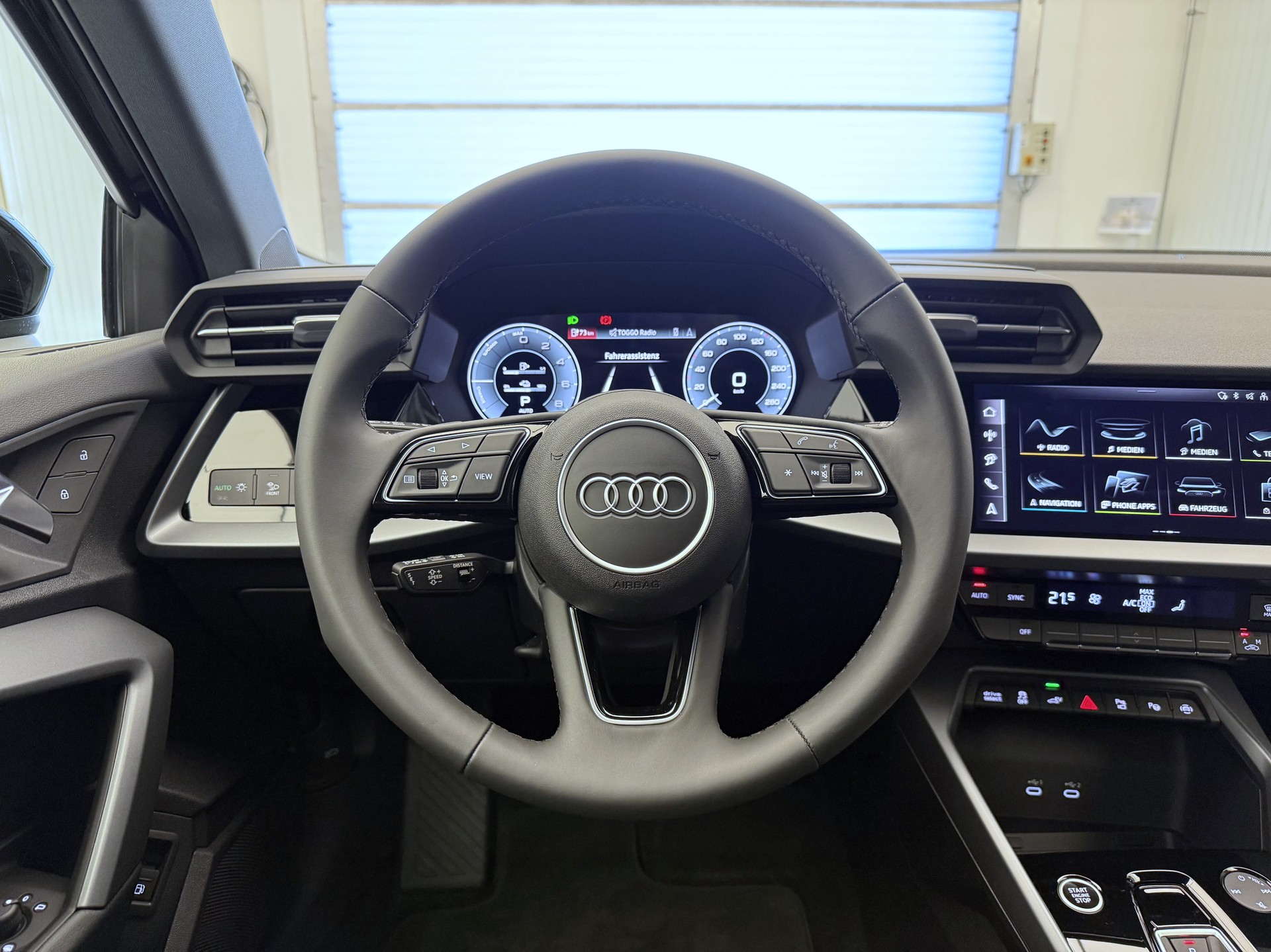 AUDI A3 Sportback TFSI e 150 kW Attraction S-tronic-image-6