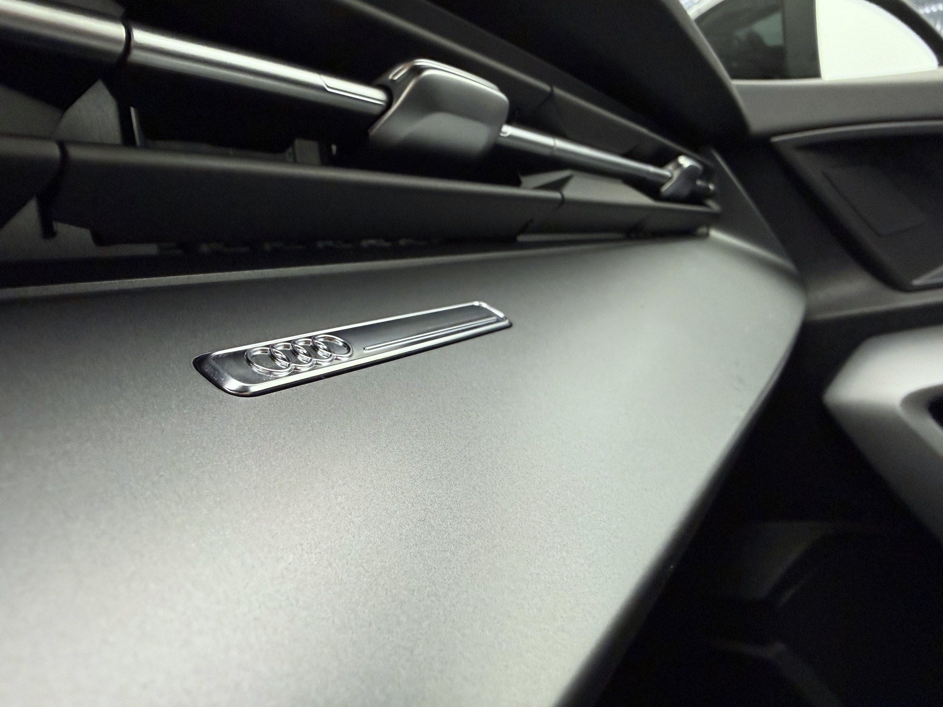 AUDI A3 Sportback TFSI e 150 kW Attraction S-tronic-image-17