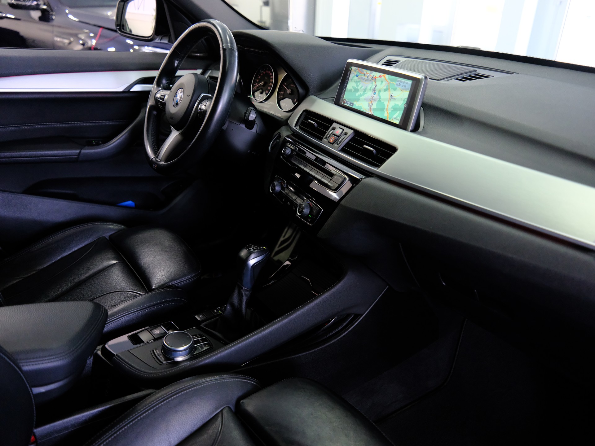 BMW X1 xDrive 25d M Sport Steptronic-image-13