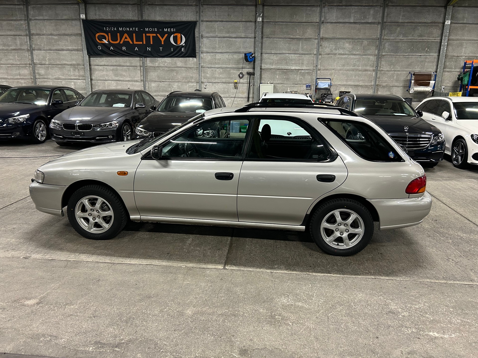 SUBARU Impreza 2.0 Celebration A-image-7