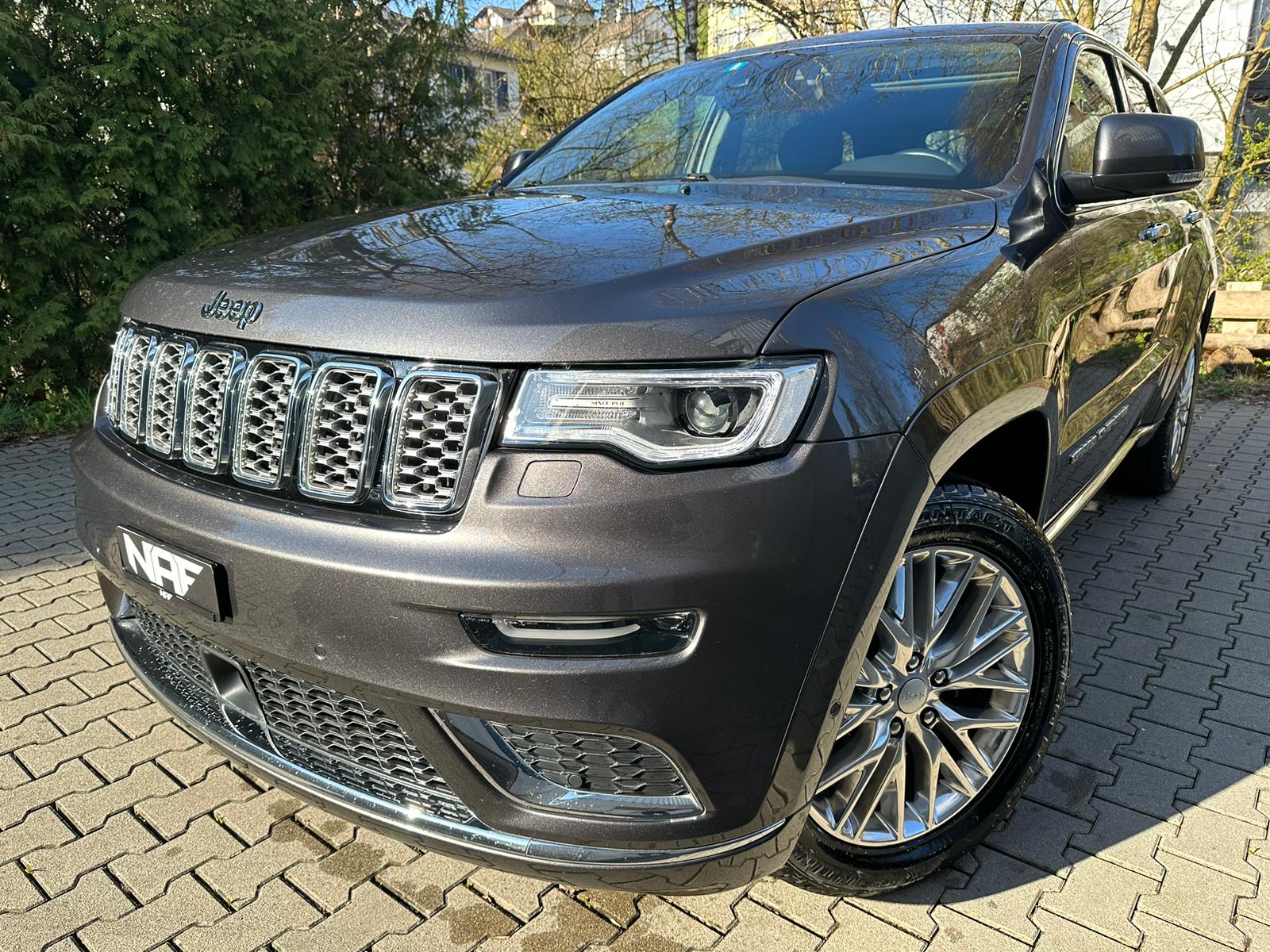 JEEP Grand Cherokee 3.0 CRD Summit Automatic-image-0