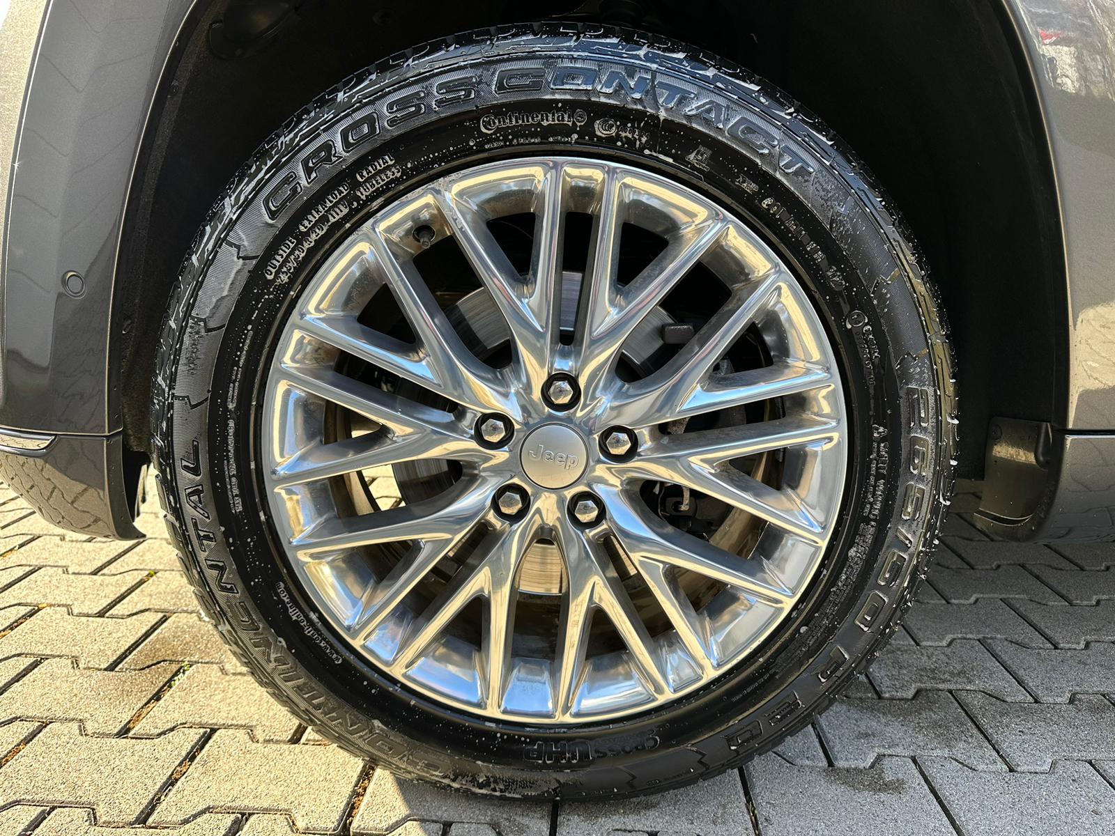 JEEP Grand Cherokee 3.0 CRD Summit Automatic-image-8