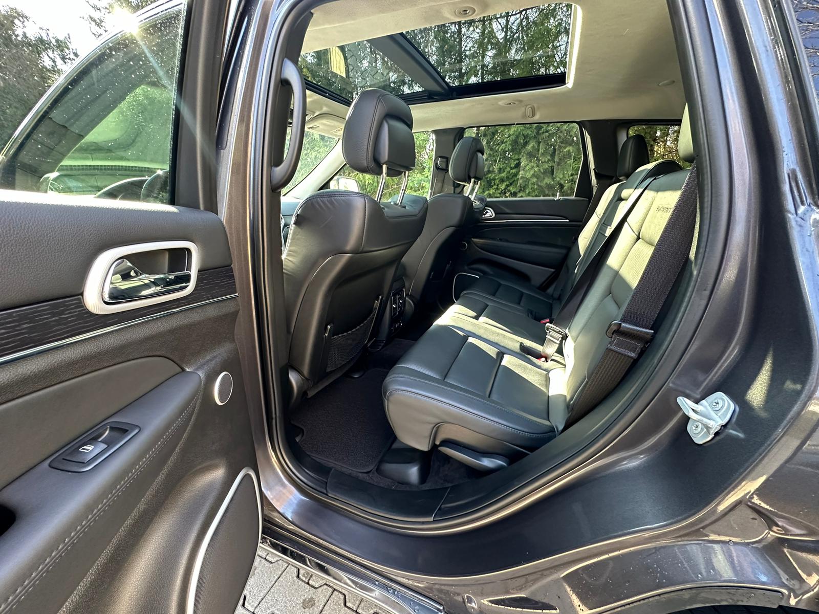 JEEP Grand Cherokee 3.0 CRD Summit Automatic-image-12