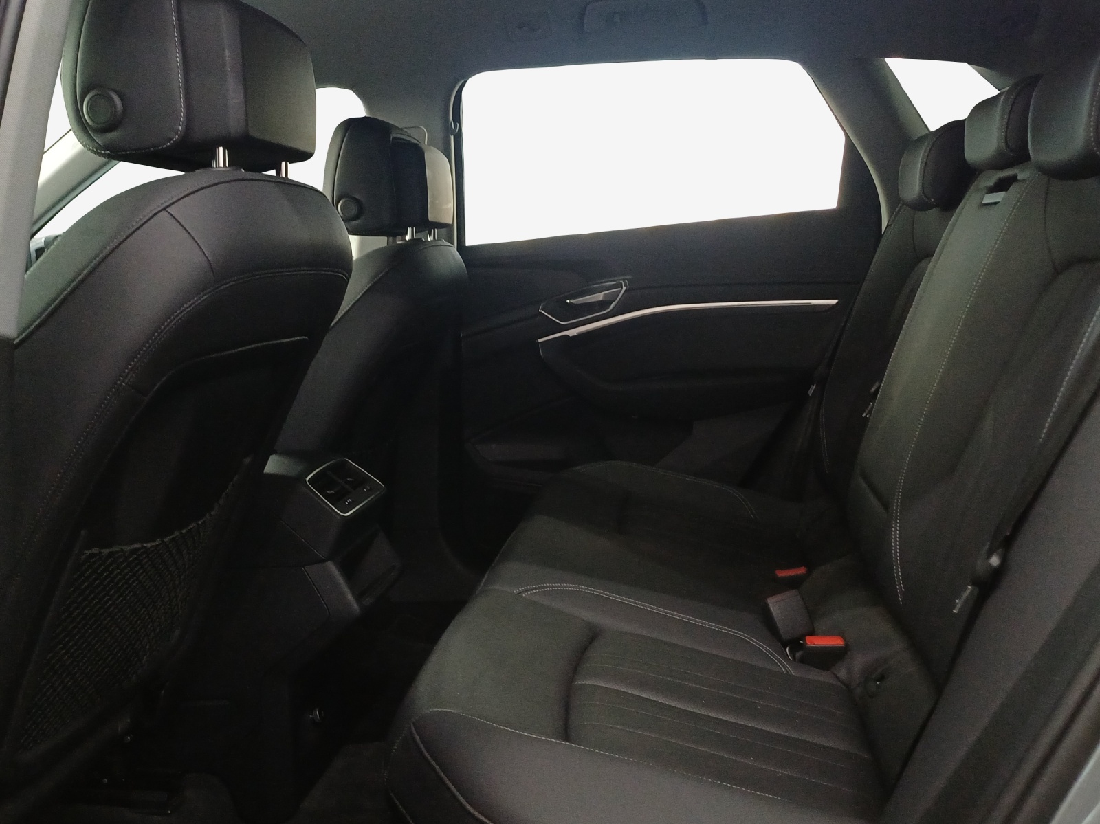AUDI e-tron 55 quattro-image-12