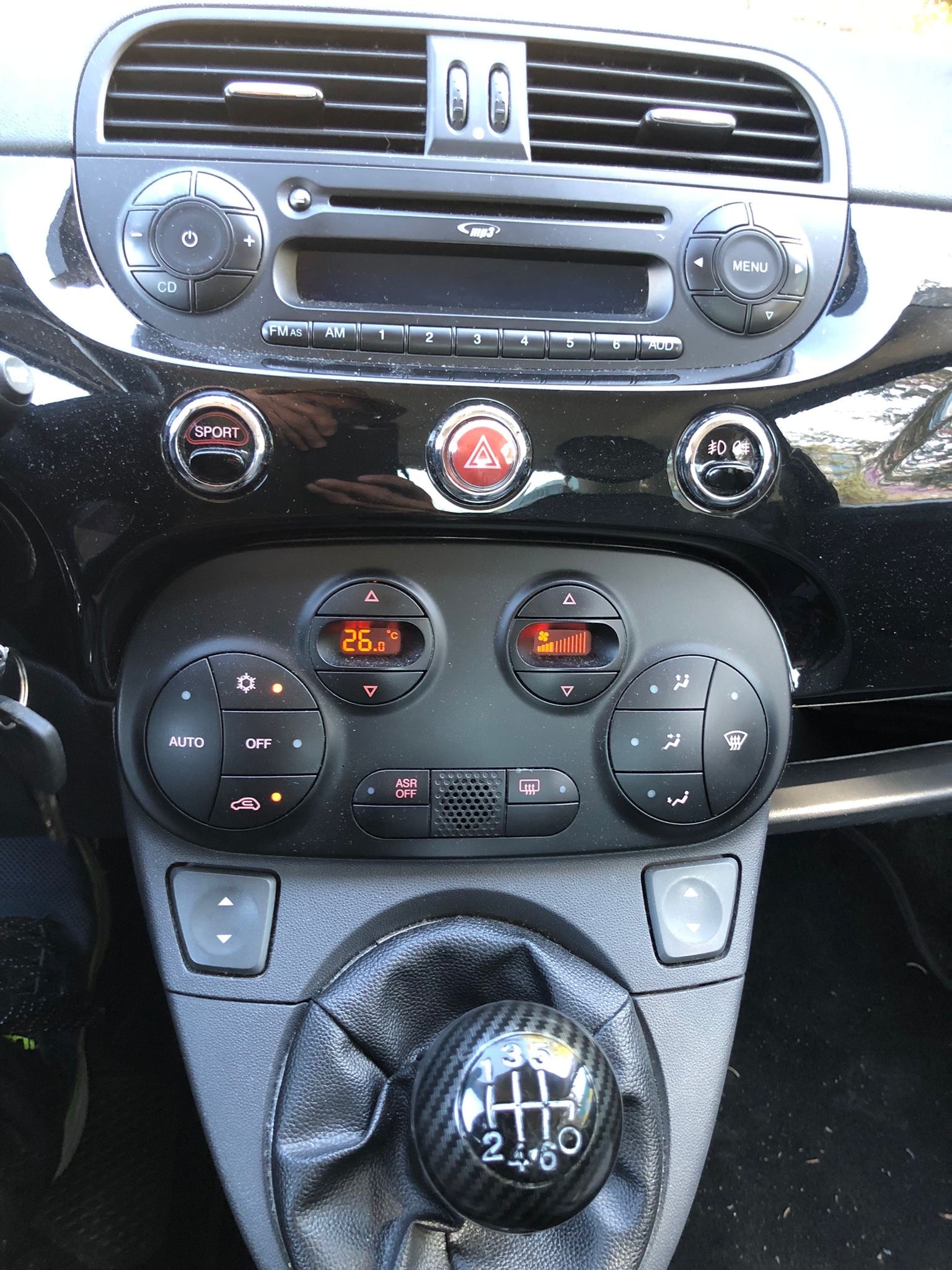 FIAT 500 1.4 16V Sport-image-10